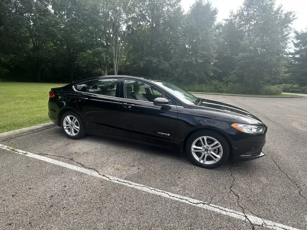 614-drive-ford-fusion-black