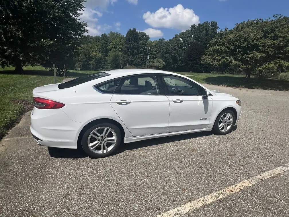614-drive-fusion-white